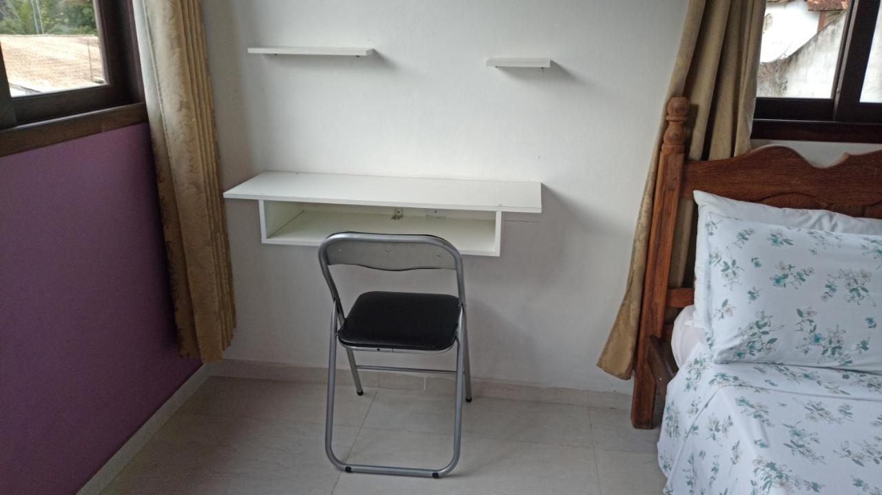 פאראטי Casa Roxa Com Piscina Em Condominio מראה חיצוני תמונה