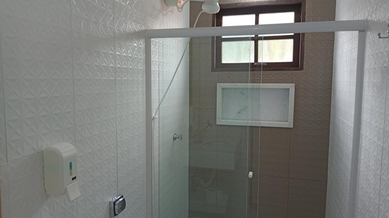 פאראטי Casa Roxa Com Piscina Em Condominio מראה חיצוני תמונה