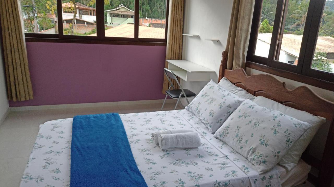 פאראטי Casa Roxa Com Piscina Em Condominio מראה חיצוני תמונה